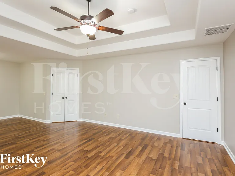 254 Cypress Pl — Photo 10