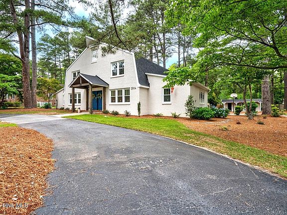 5th image of 3504 Sheffield Drive