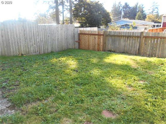 4th image of 90856 Hollywood Ln
