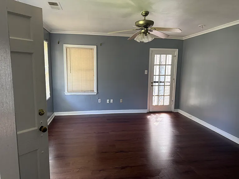 1642 Alta Vista Ave — Photo 11