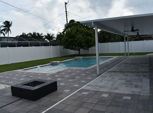 1726 Lakeview Ter, North Fort Myers, FL 33903