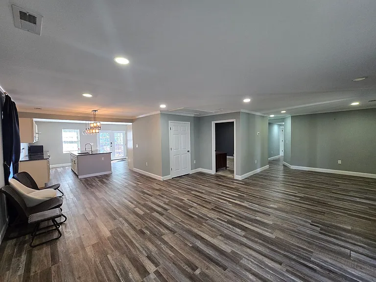 503 Lowdermilk St — Photo 2