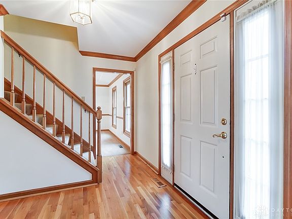 5th image of 793 Deervalley Dr
