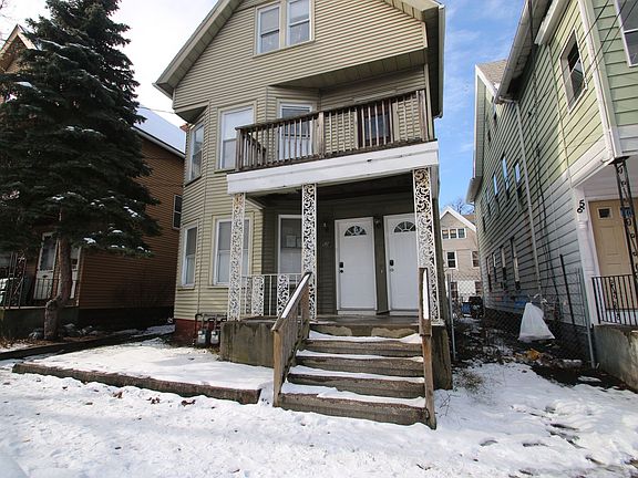 4th image of 52 Maltby Pl Floor 1