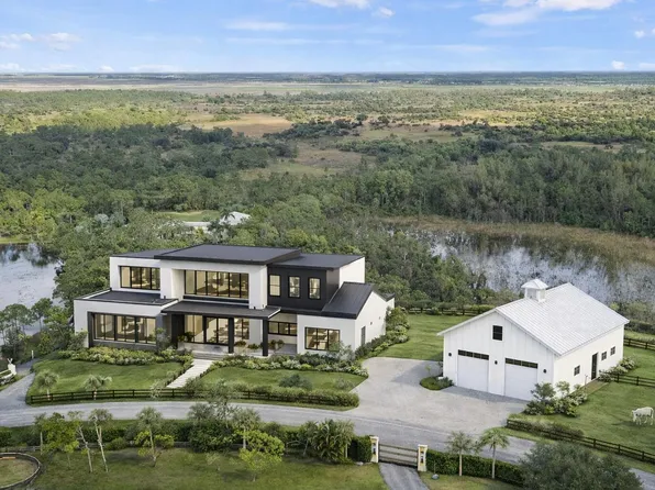 2524 SE Ranch Acres Circle, Jupiter, FL 33478