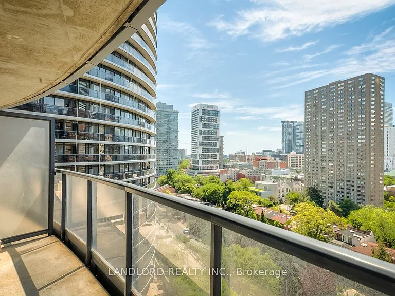 21 Carlton St #1408 — Photo 13