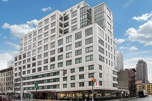 Rented by Compass | media 9