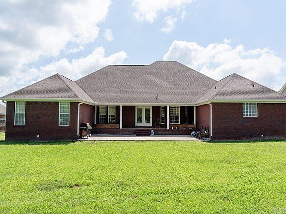 2nd image of 113 Charles Thomas Blvd