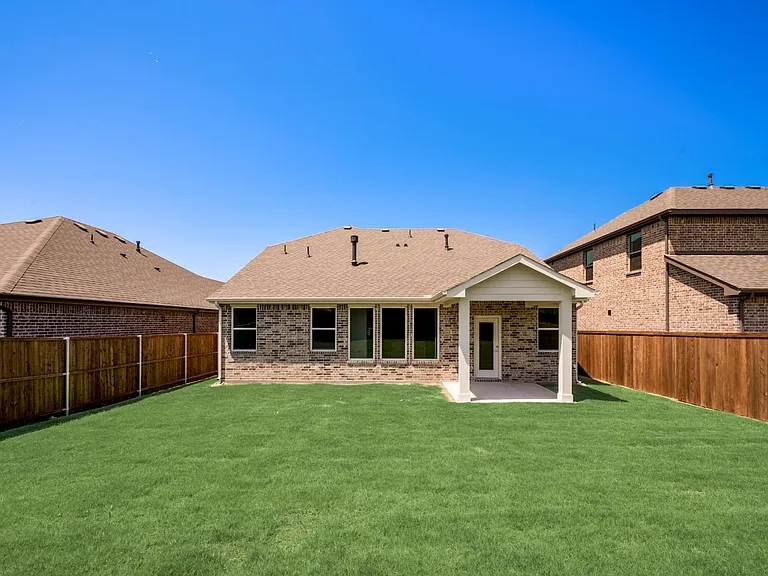 1820 Purtis Creek Dr — Photo 26