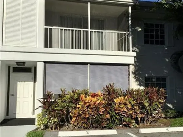 6345 Bay Club Drive #4, Fort Lauderdale, FL 33308