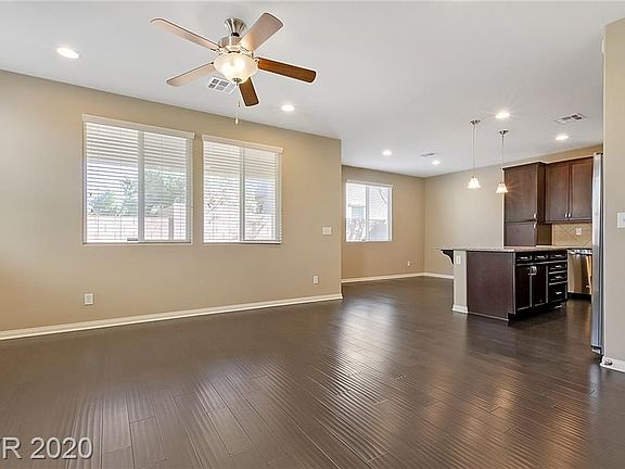 3rd image of 7660 Canyon Rain St