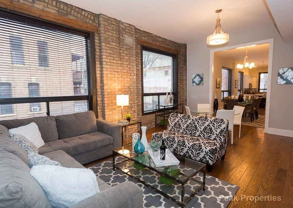 1st image of 1364 N Wells St #3
