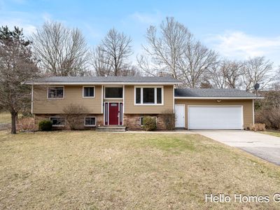 6506 Burger Dr SE, Grand Rapids, MI, 49546