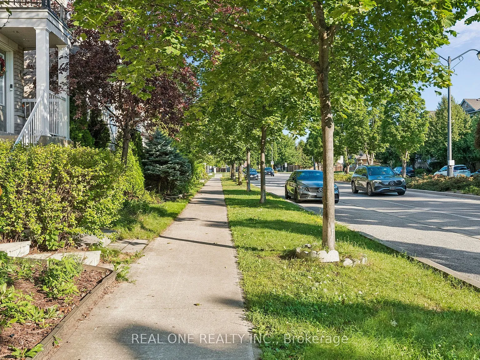 4 bed, $3,350 — Photo 2