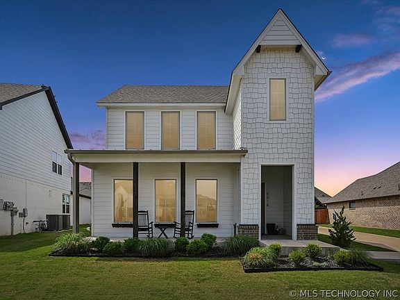 3rd image of 6016 E 126th Pl S