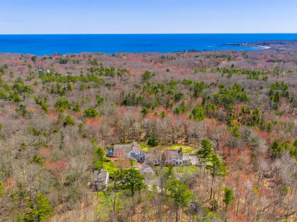 3 Canter Lane, Cape Elizabeth, ME 04107