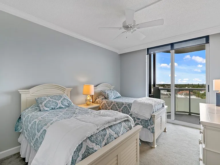 3554 Ocean Drive 703S #701S — Photo 15