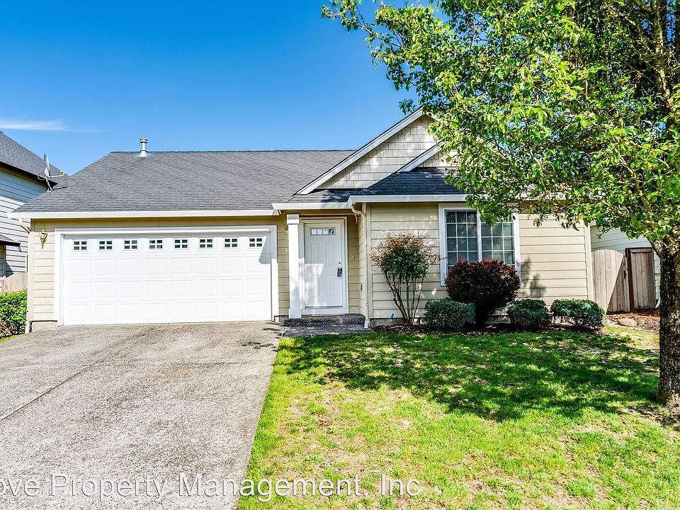 1st image of 4105 NE 165th Ave