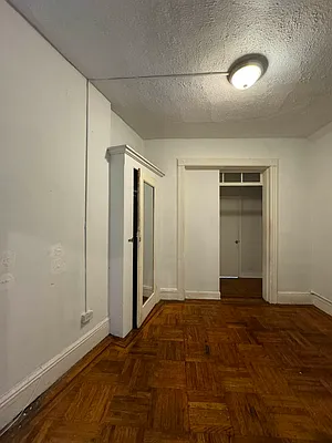 Rented by Oxford Property Group | media 11