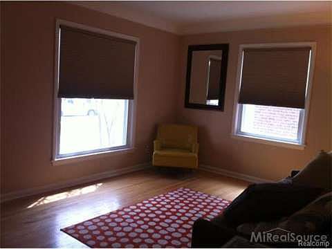 4th image of 2203 N Connecticut Ave