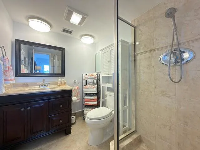 29 Yacht Club Dr #306 — Photo 16