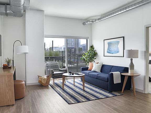 Designer-Furnished One Bedroom Apartment Suite
