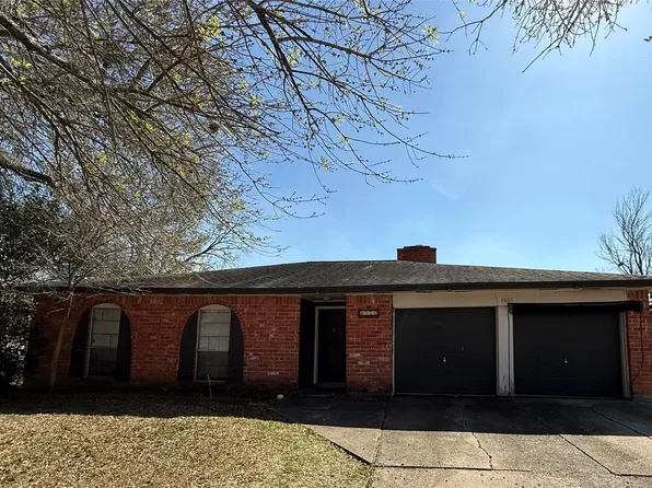 8426 Avington Rd, La Porte, TX 77571