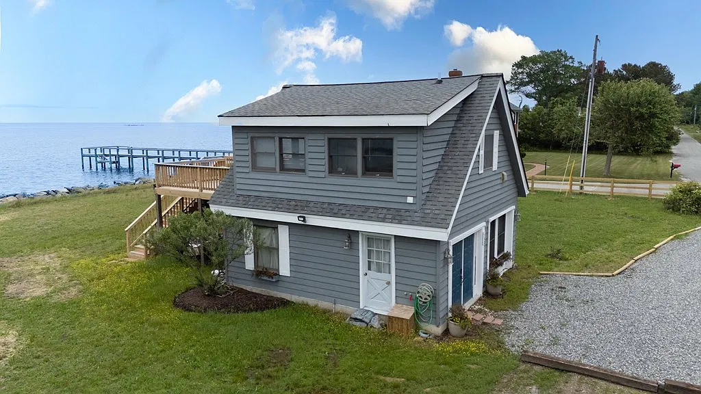 2 bed, 1.0 bath, 1066 sqft, $1,950 — Photo 3