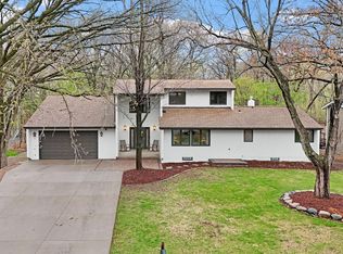 4866 Nottingham Pl, Shoreview, MN 55126