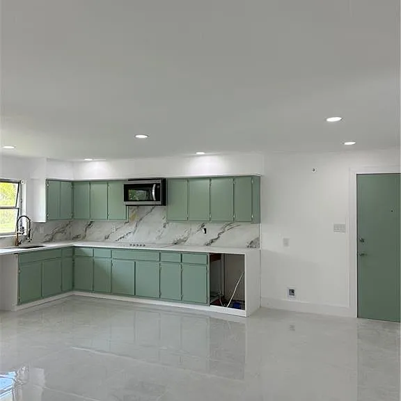 1331 Almeria Ave — Photo 3