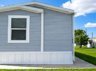 1455 East Dr #111, Alden, NY 14004