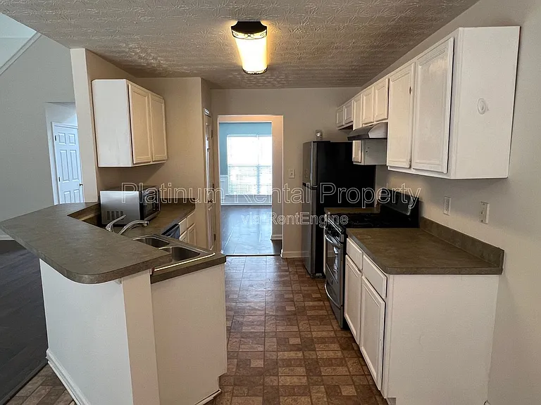 4093 Laurel Bend Ct — Photo 14