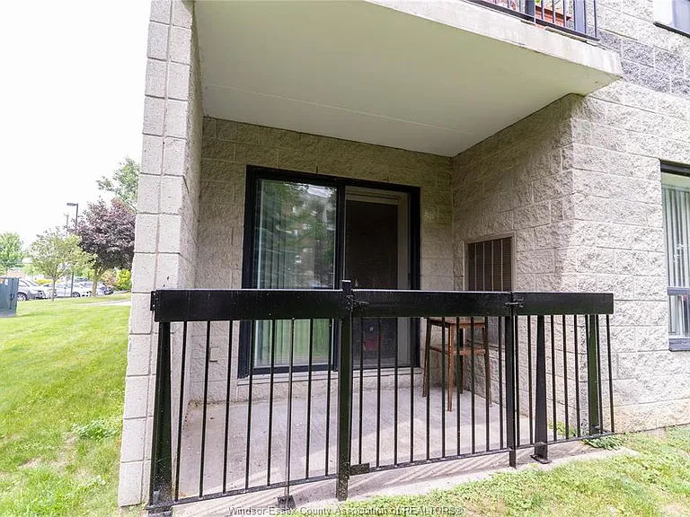1885 Normandy St #104 — Photo 23
