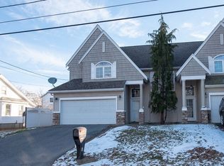 7 A Rudolph St, Worcester, MA 01604