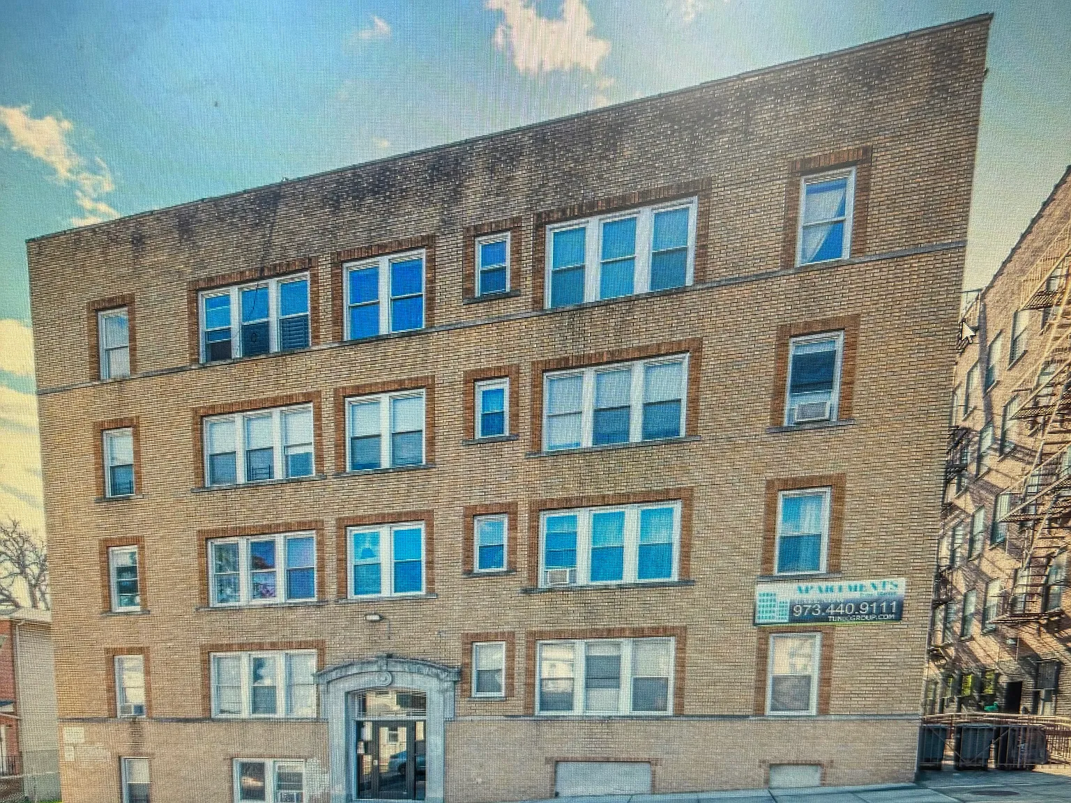 1 bed, 1000 sqft, $1,725 — Photo 1