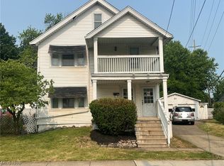 1320 Fry Ave, Lakewood, OH 44107