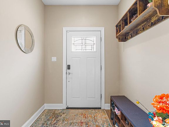 4th image of 286 Parker Ave #C
