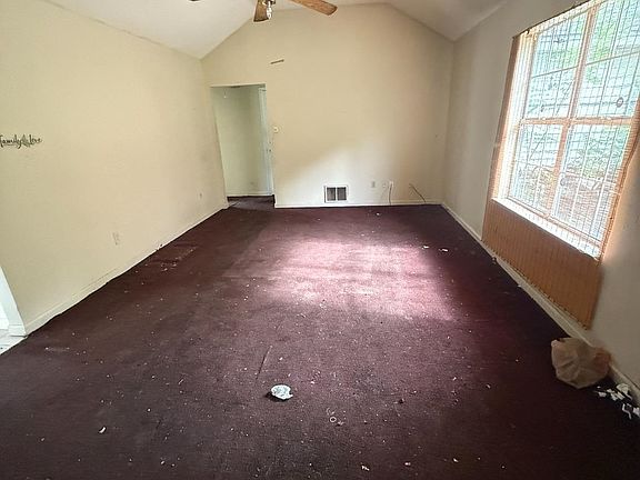 5th image of 5064 Bowdoin Dr