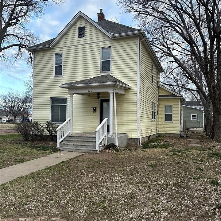 1st image of 428 Charles St
