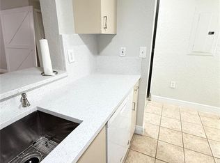 2901 Riverside Dr APT 102, Coral Springs, FL 33065