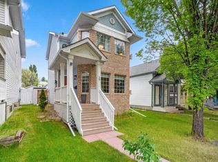 39 Hidden Valley Line NW, Calgary, AB T3A 5K3