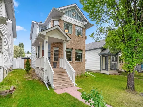 39 Hidden Valley Line NW, Calgary, AB T3A 5K3
