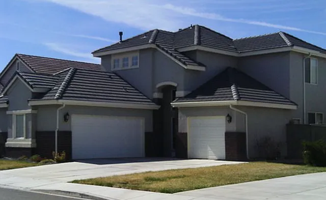 10340 Coyote Creek Dr — Photo 1