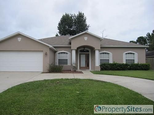 1st image of 32 Woodlawn Dr