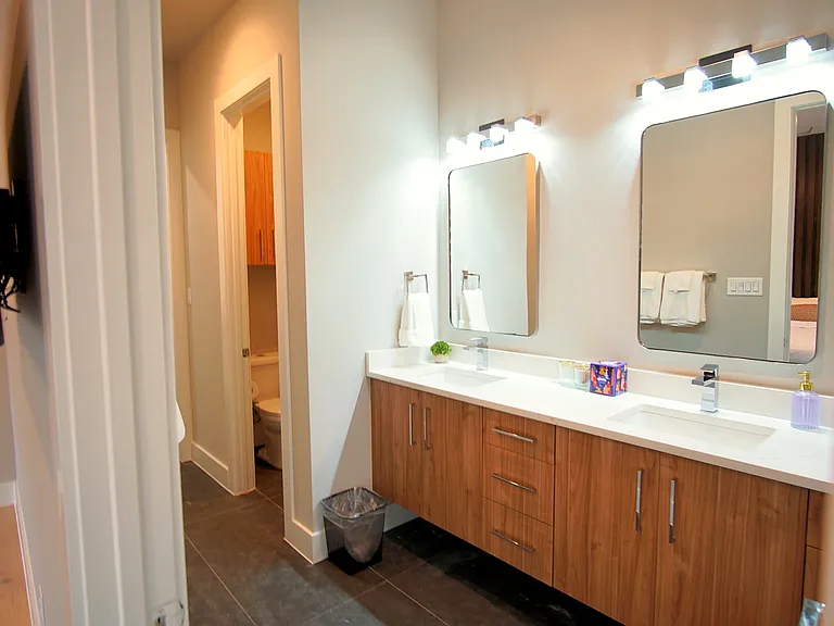 2228 Wycliff Ave — Photo 12