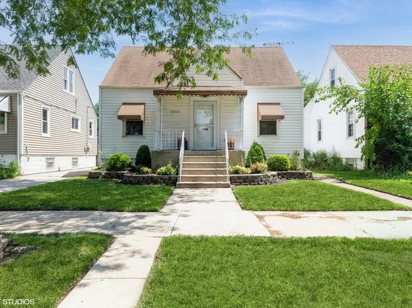 13121 S Muskegon Ave, Chicago, IL 60633