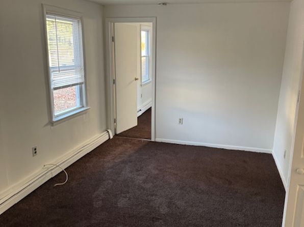 27 Brown Ln #27
