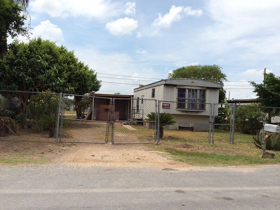 1st image of 471 King James Dr
