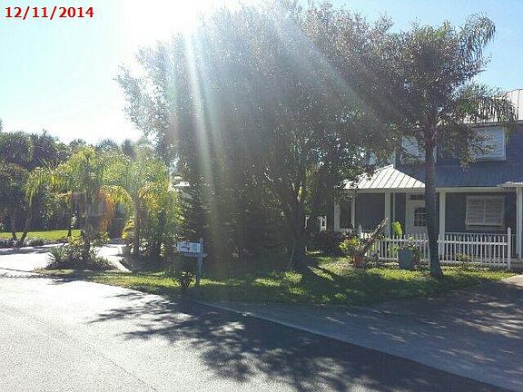 4th image of 1860 NE Victorian Ln