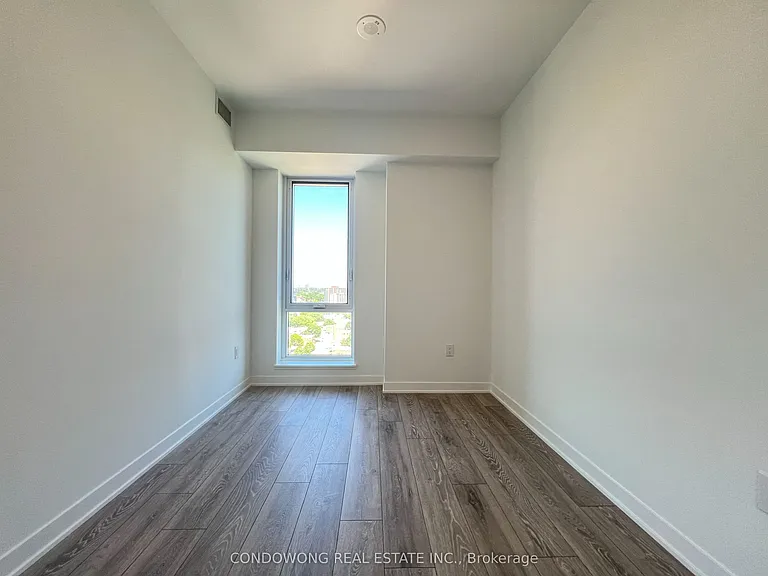 10 Oak St #1702 — Photo 4